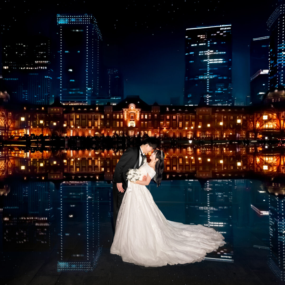 光と街並みを纏う 東京駅